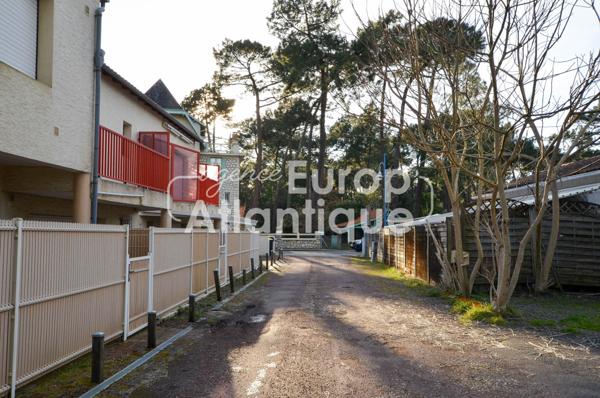 Appartement duplex rénové de 33.98m² - La Palmyre Centre à 700m de la Plage