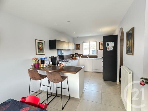 Maison à vendre  6 pièces - 97,43 m2 DAMMARTIN EN SERVE - 78