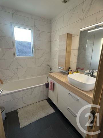 Maison à vendre  6 pièces - 97,43 m2 DAMMARTIN EN SERVE - 78