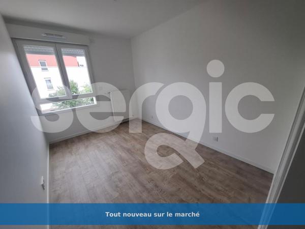 Location 3 Pieces 64 91350 Grigny 67 9271 01 0008
