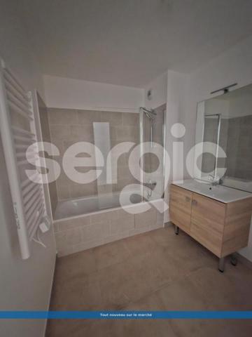 Location 3 Pieces 64 91350 Grigny 67 9271 01 0008