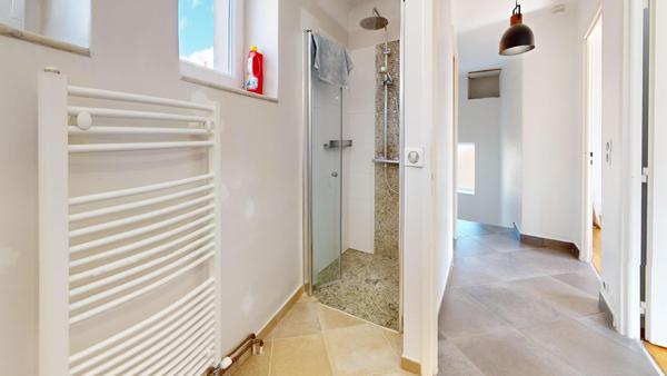 Maison 82 m² avec garage et jardin