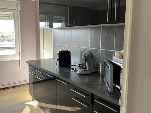 Appartement 4 pièces T4 F4 94.5 m² à Cavaillon RESIDENCE SAINT YVES 84300 à louer