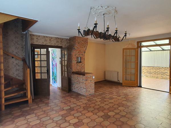 MAISON À VENDRE À SEIGY