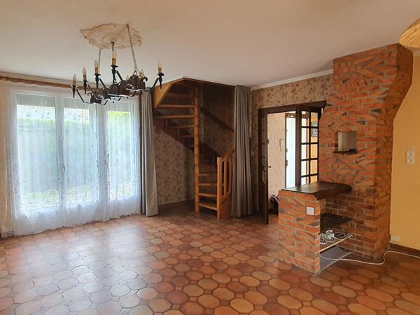 MAISON À VENDRE À SEIGY