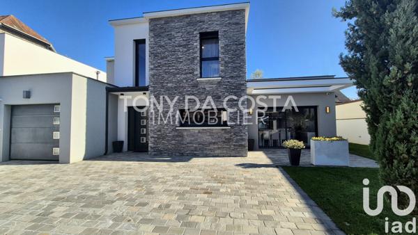 Maison à vendre 7 pièces 200 m² Ozoir-la-Ferrière