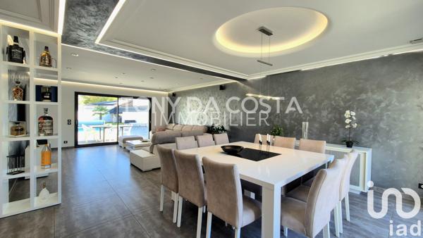 Maison à vendre 7 pièces 200 m² Ozoir-la-Ferrière