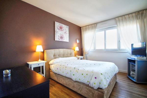 Appartement Meublé Rueil Malmaison 4 pièces 85 m2 , Rueil malmaison