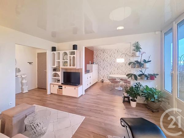 Appartement à vendre  4 pièces - 70,27 m2 FLEURY LES AUBRAIS - 45