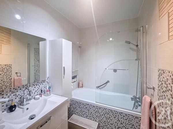 Appartement à vendre  4 pièces - 70,27 m2 FLEURY LES AUBRAIS - 45