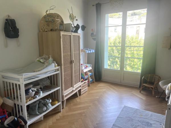 APPARTEMENT 110 M² SECTEUR DUBOUCHAGE