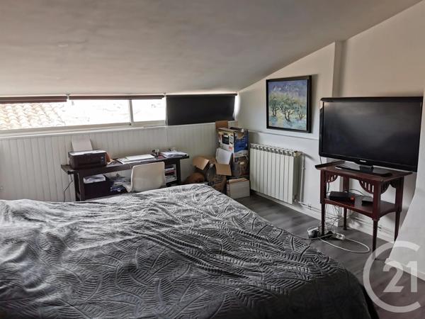 Maison à vendre  6 pièces - 173,15 m 2   GIGNAC  - 34