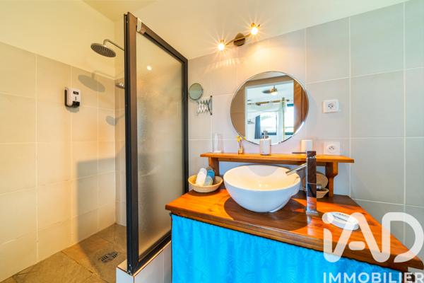 Maison à vendre 11 pièces 309 m² Saint-Pierre