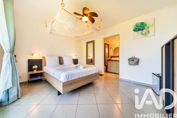 Maison à vendre 11 pièces 309 m² Saint-Pierre