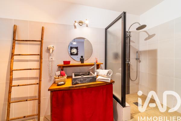 Maison à vendre 11 pièces 309 m² Saint-Pierre