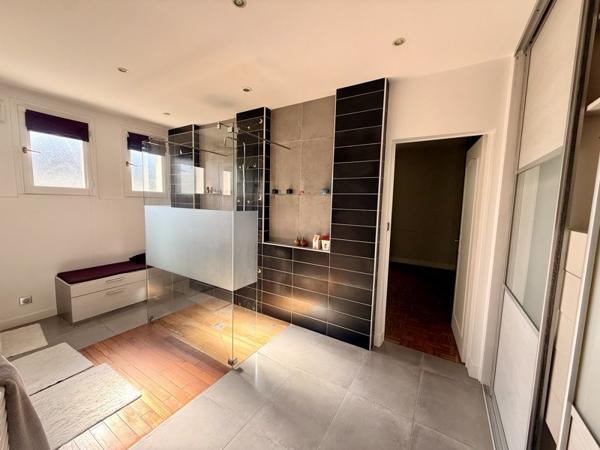 Maison à vendre |  Chambray-lès-Tours |  11 pièces | 264 m²