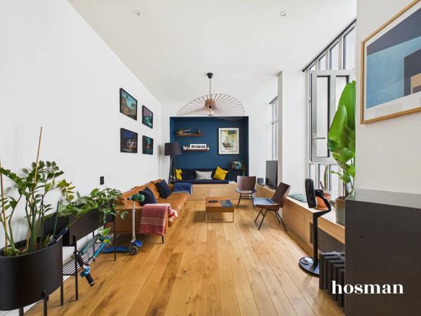 Superbe appartement esprit loft - 3 pièces 80m² - Calme absolu sur cour pavée - Belle hauteur sous plafond - Paris 75010