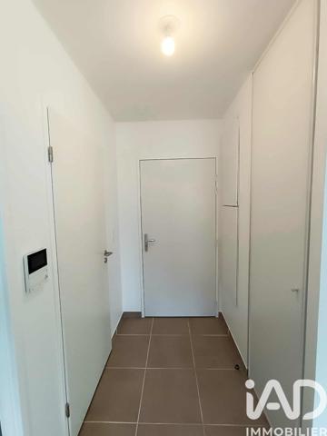 Location appartement 2 pièces 41 m² La Riche