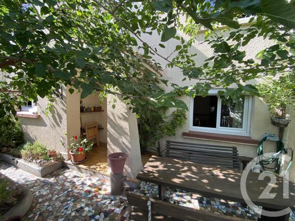 Maison à vendre  6 pièces - 118,95 m 2   MEZE  - 34