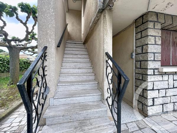 Maison à vendre  6 pièces - 118,95 m 2   MEZE  - 34