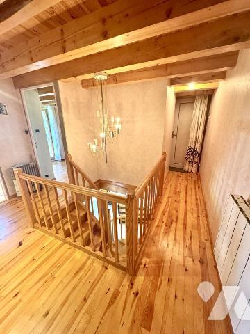 VENTE : CHARME AUTHENTIQUE EN LOZÈRE – CORPS DE FERME RÉNOVÉ AVEC VUE SUR LA MARGERIDE