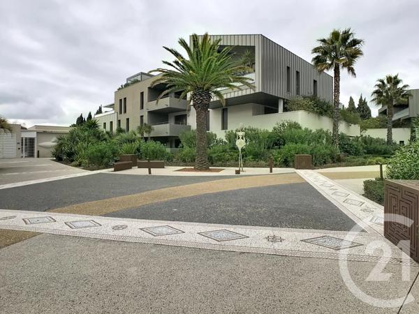 Appartement T4 à vendre  4 pièces - 144,70 m 2   MAUGUIO CARNON  - 34