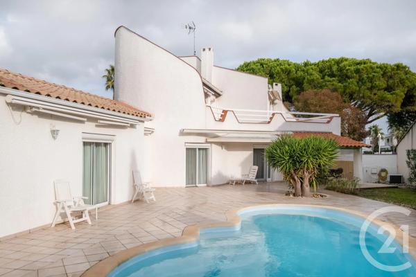 Appartement T4 à vendre  4 pièces - 144,70 m 2   MAUGUIO CARNON  - 34