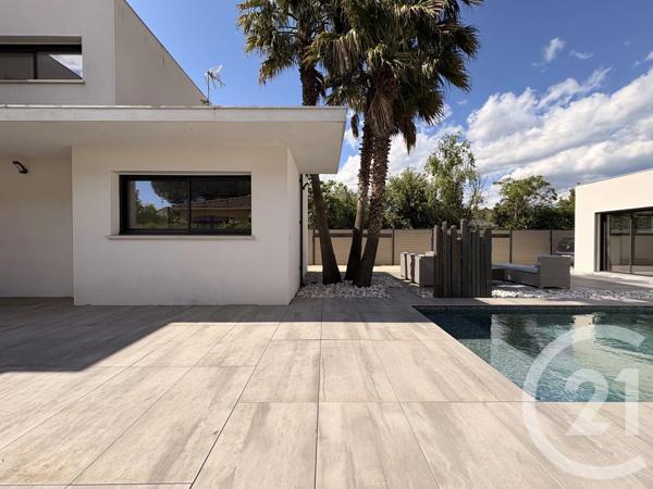 Maison à vendre  6 pièces - 209,67 m 2   AGDE  - 34