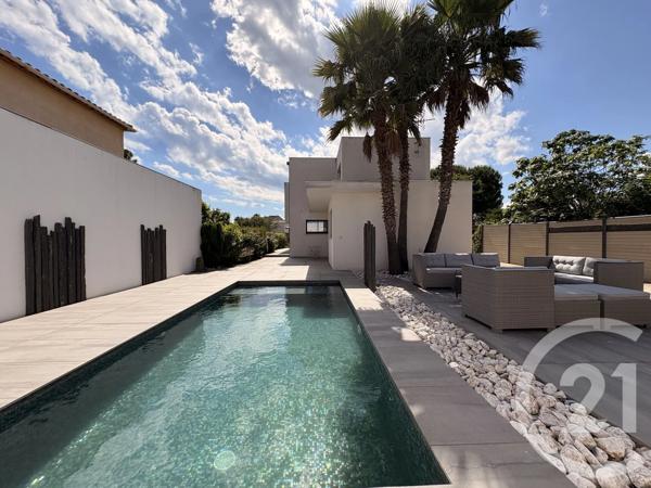 Maison à vendre  6 pièces - 209,67 m 2   AGDE  - 34