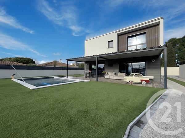 Maison à vendre  6 pièces - 209,67 m 2   AGDE  - 34