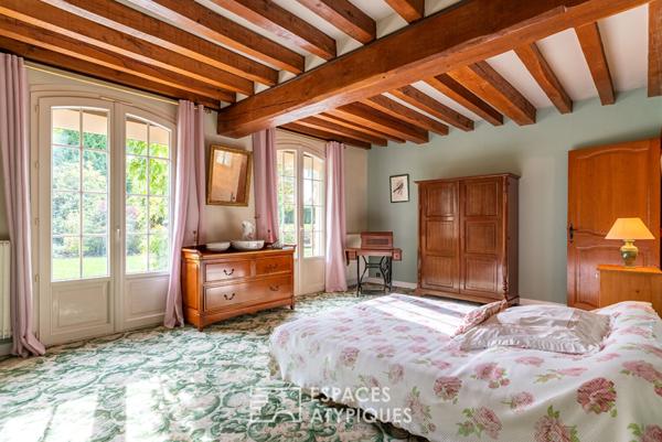 Demeure familiale dans un écrin verdoyant avec dépendance