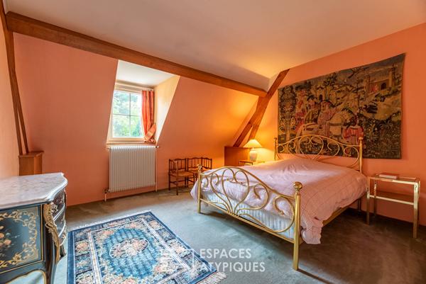 Demeure familiale dans un écrin verdoyant avec dépendance