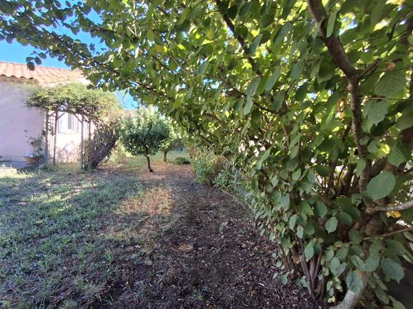 BEDARIEUX Villa de plain-pied avec garage et deux tersasses