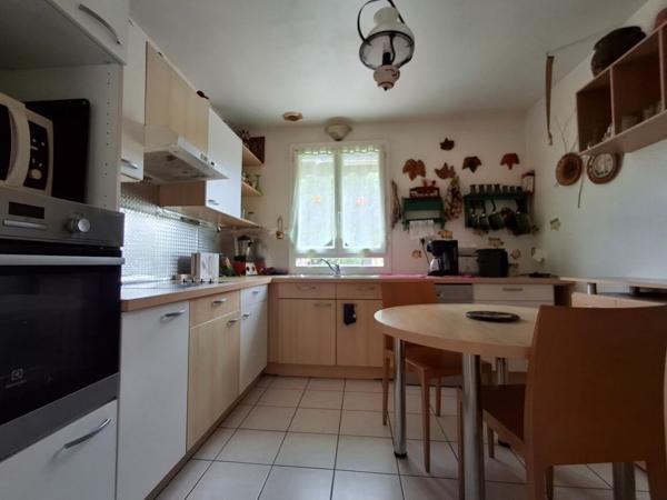 BEDARIEUX Villa de plain-pied avec garage et deux tersasses