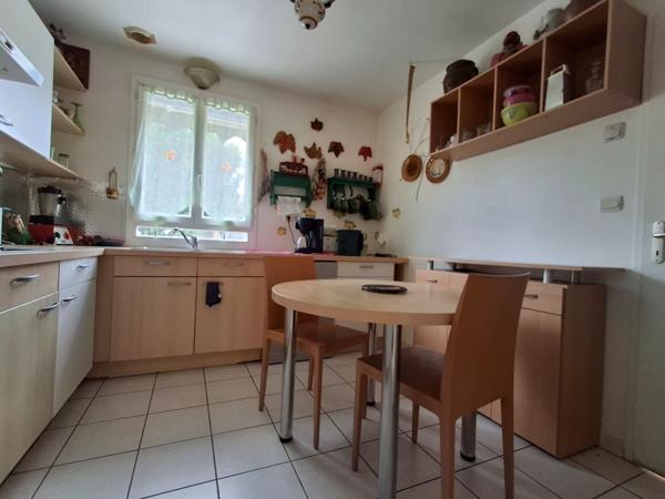 BEDARIEUX Villa de plain-pied avec garage et deux tersasses