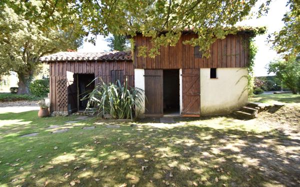 Maison à vendre    5 pièces •  Bahus-Soubiran