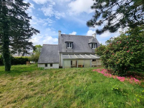 Maison à vendre à Locronan dans le Finistère (29180), ref : 29127-1201