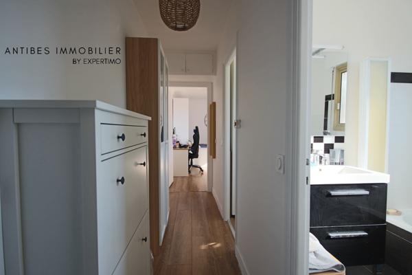 Saint-Laurent-du-Var (06700) Saint Laurent du Var , les émeraudes - Studio 27 m² avec balcon et piscine