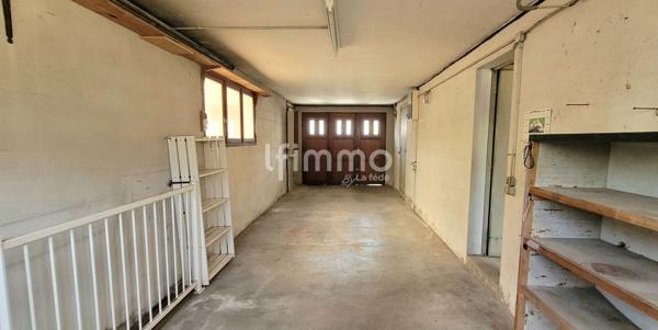 Maison 5 pièces - 2 garages