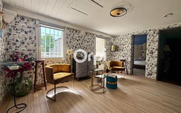 Maison à vendre    8 pièces •  Les Mathes