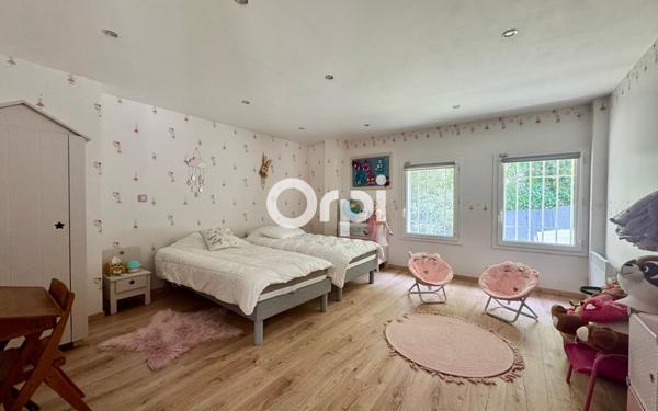 Maison à vendre    8 pièces •  Les Mathes