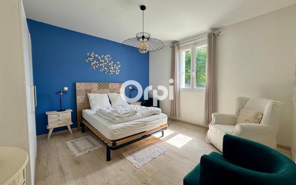 Maison à vendre    8 pièces •  Les Mathes