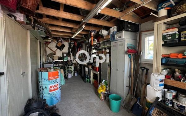 Maison à vendre    8 pièces •  Les Mathes