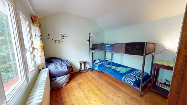 RIVE GAUCHE - Maison 7 pièces avec beau jardin