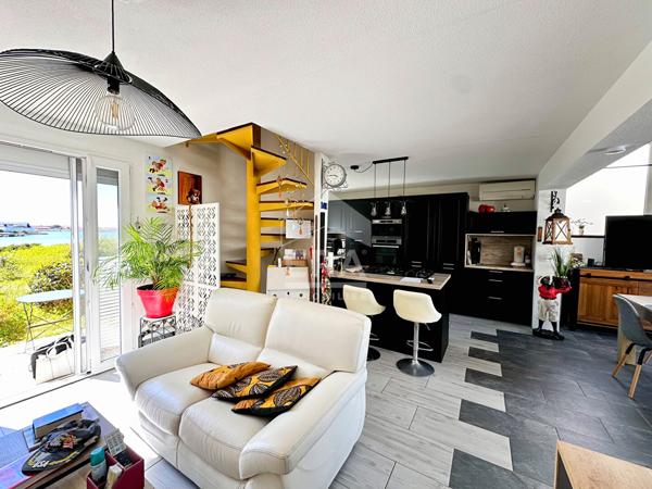 À vendre à Le Barcarès : Maison 106 m2, 3 chambres avec vue sur l'étang