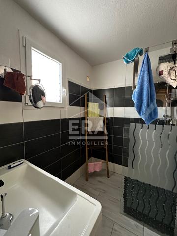 À vendre à Le Barcarès : Maison 106 m2, 3 chambres avec vue sur l'étang