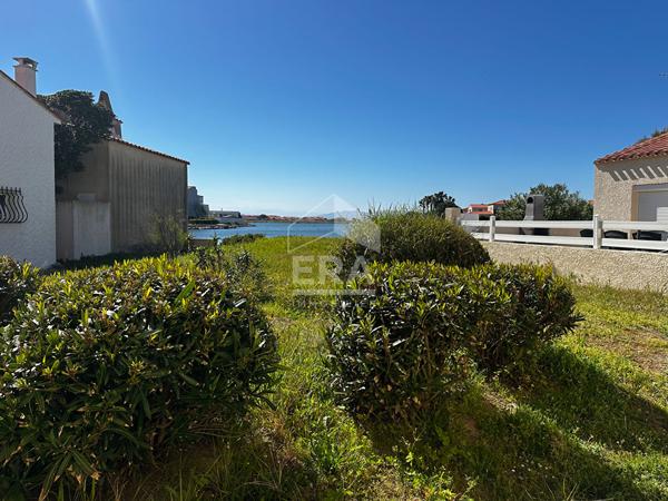 À vendre à Le Barcarès : Maison 106 m2, 3 chambres avec vue sur l'étang