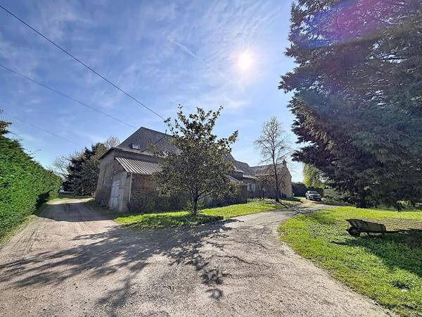 Ensemble immobilier - Verrières En Anjou 8 pièces - 224 m2