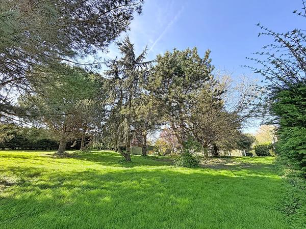 Ensemble immobilier - Verrières En Anjou 8 pièces - 224 m2