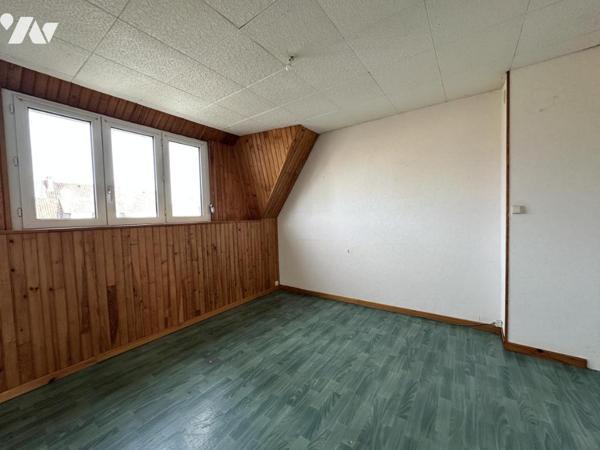 Maison 3 chambres jardin garage a conforter